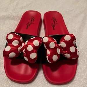 Disney Minnie Mouse Women’s Slides